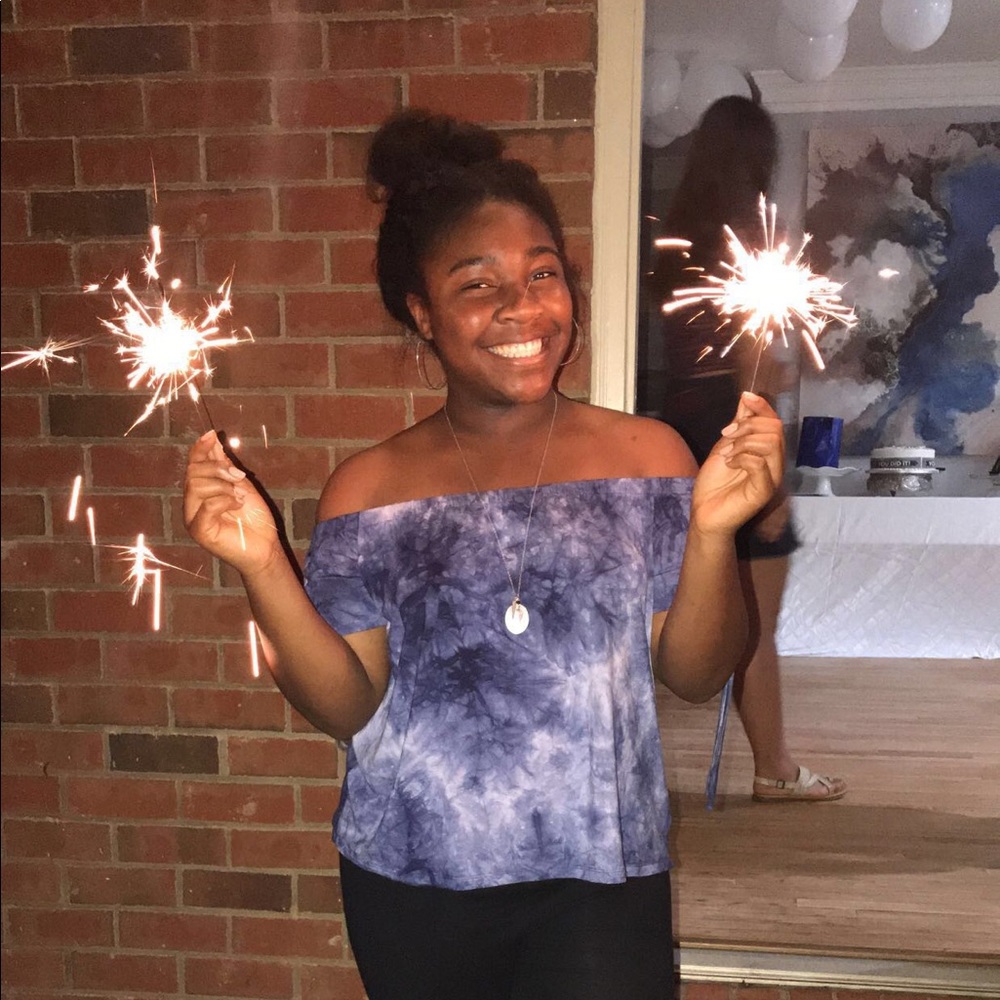 AMERICAN EAGLE off shoulder top